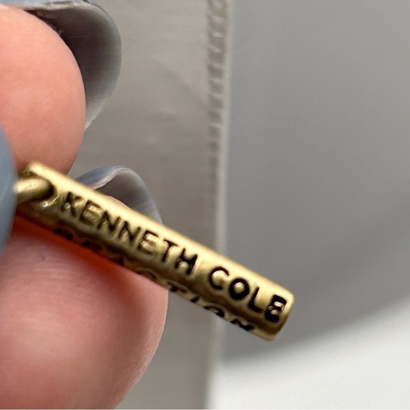 Kenneth Cole Reaction Multicolor Jeweled Necklace Gold Tone - Picture 7 of 10